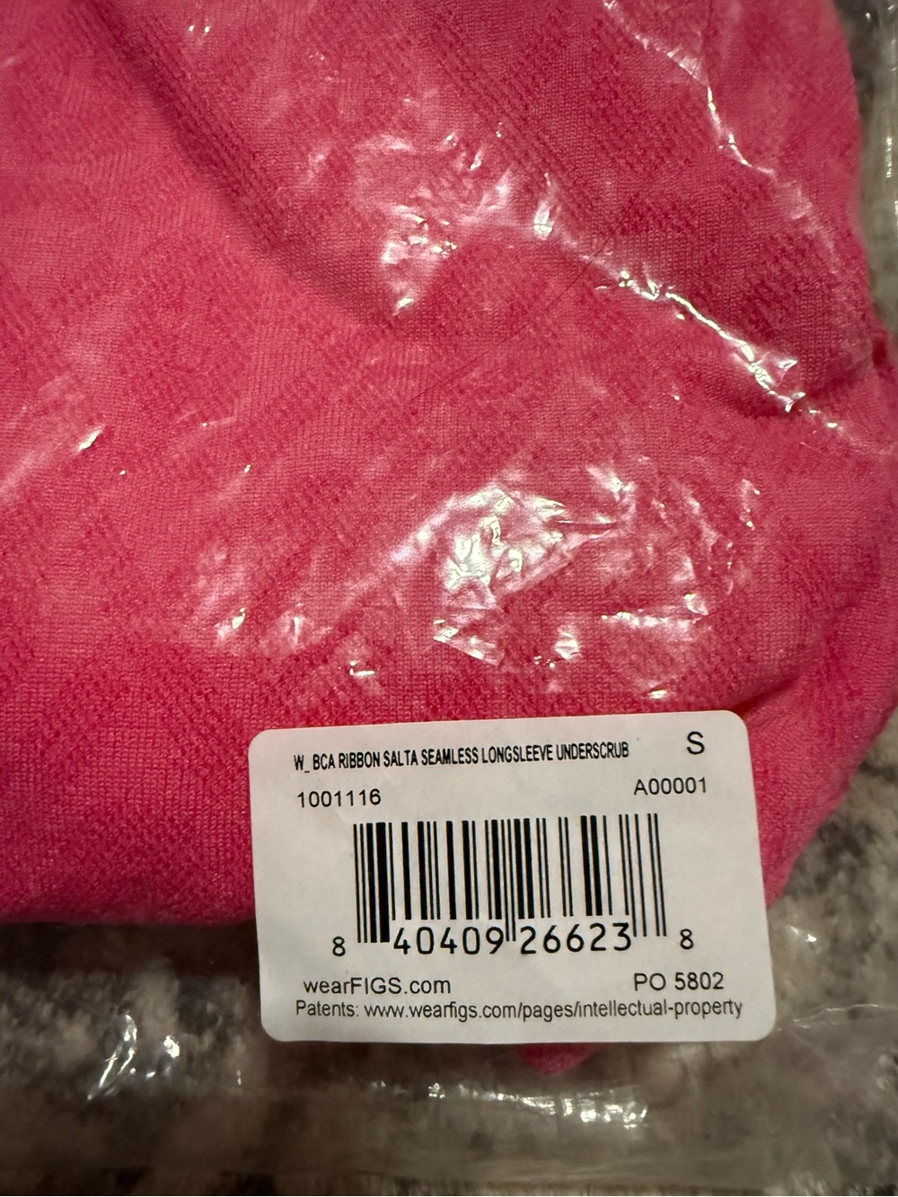 FIGS Salta Seamless Long Sleeve Underscrub Top | F*ing Pink | Size Small | NWT - Picture 2 of 5